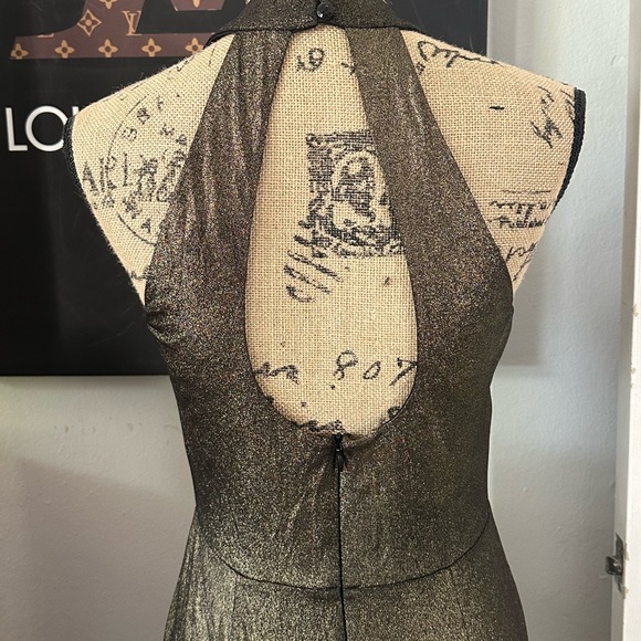 🆕Alexa B Nites Halter Gold Dress - Picture 11 of 16